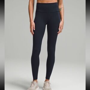 LULULEMON Wunder Train Legging 28” in Navy